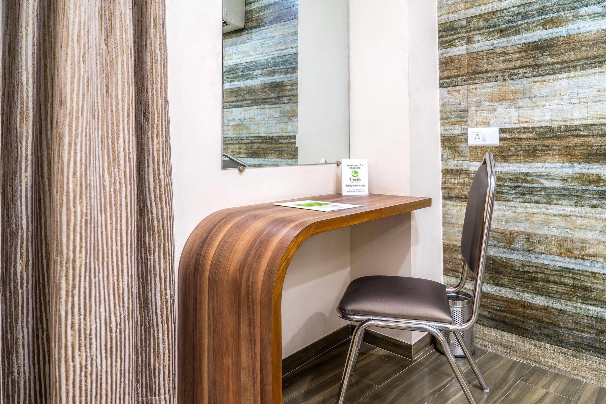 Hotel Treebo Unity Ahmadabad Zewnętrze zdjęcie